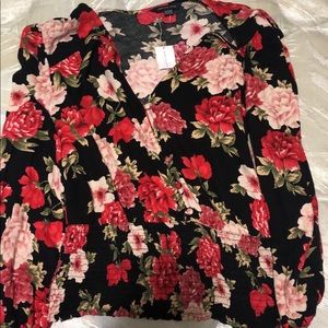 American Eagle Women’s Top